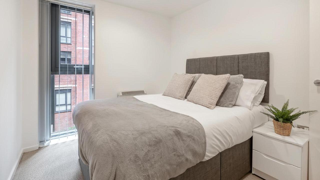 Stylish 2Br Apartment In Heart Of Sheffield Esterno foto